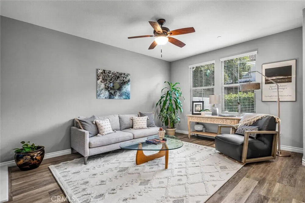 154 Via Katrina Newbury Park, CA 91320