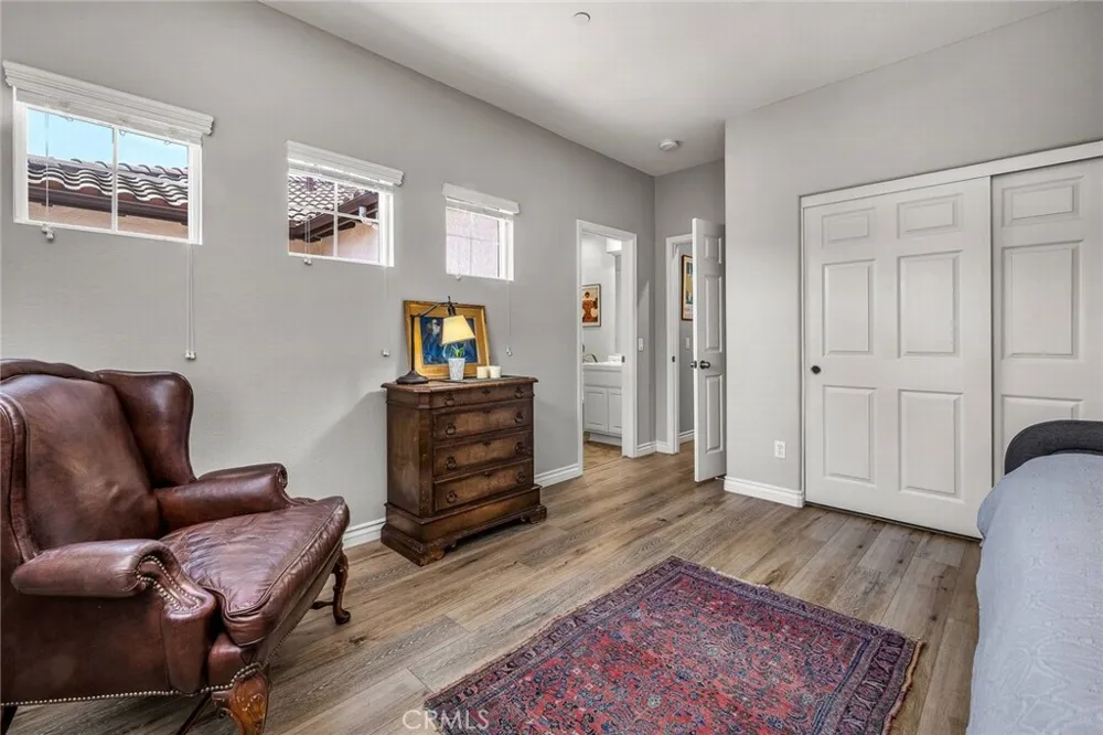 154 Via Katrina Newbury Park, CA 91320