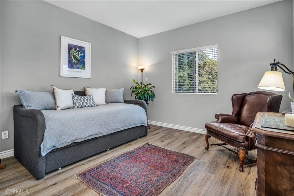 154 Via Katrina Newbury Park, CA 91320