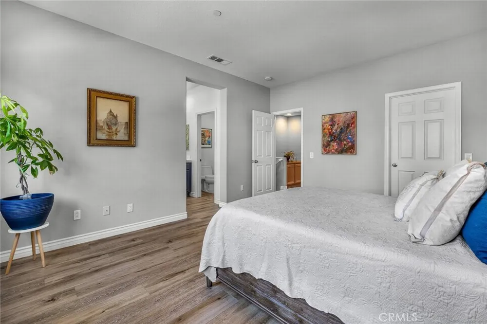 154 Via Katrina Newbury Park, CA 91320