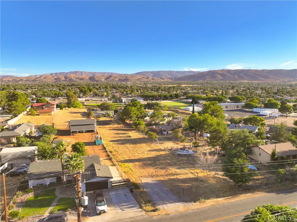 4788 Columbia Way Quartz Hill, CA 93536