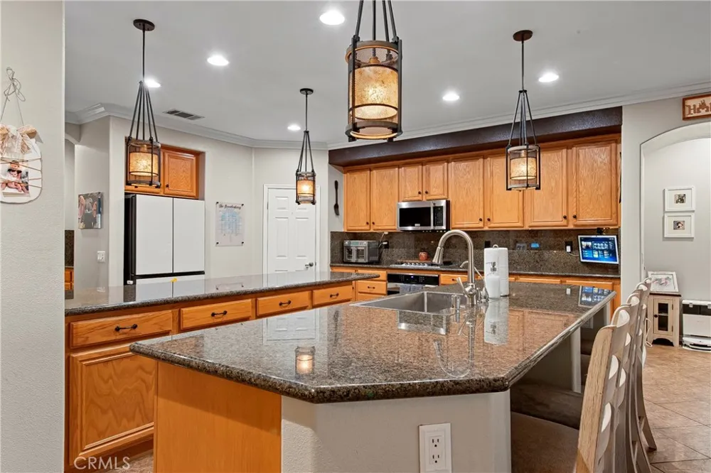 3327 Club Rancho Drive Palmdale, CA 93551