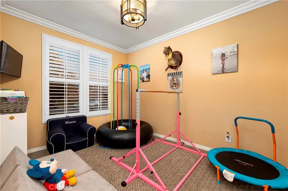 3327 Club Rancho Drive Palmdale, CA 93551