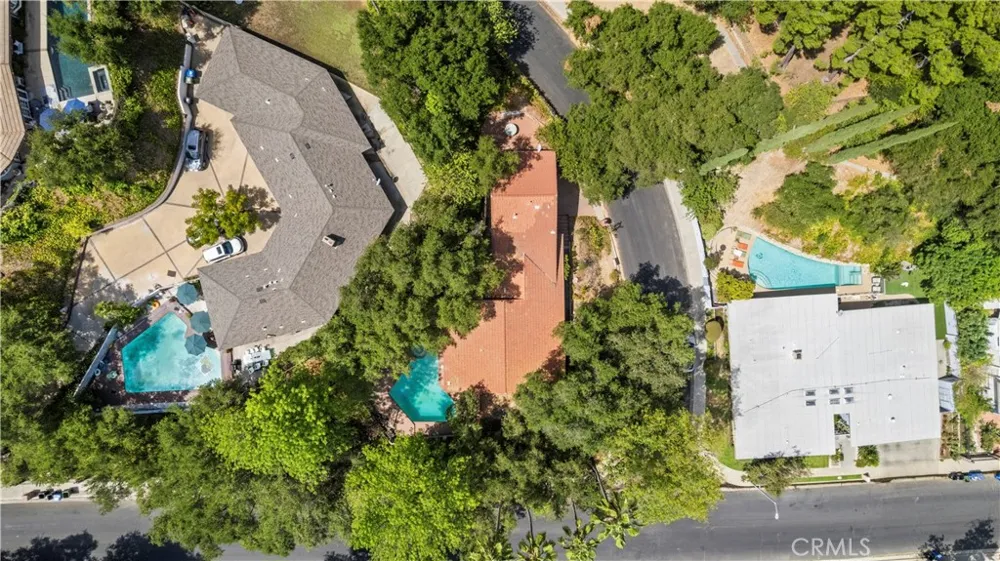 4444 Rochelle Place Encino, CA 91316