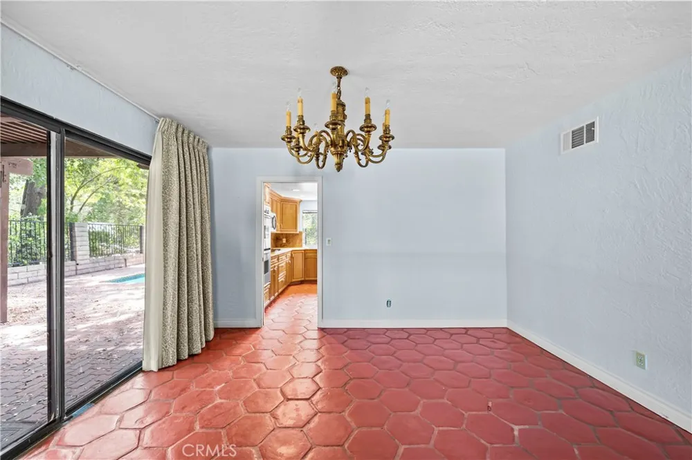 4444 Rochelle Place Encino, CA 91316