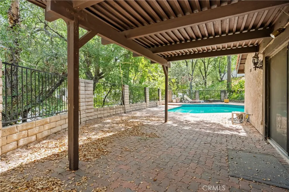 4444 Rochelle Place Encino, CA 91316