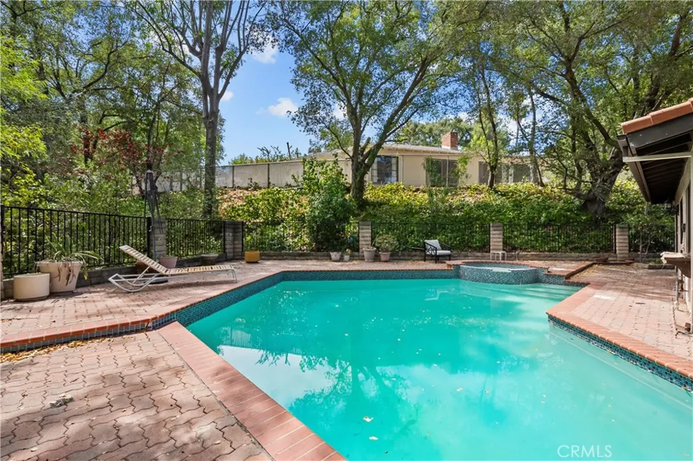 4444 Rochelle Place Encino, CA 91316