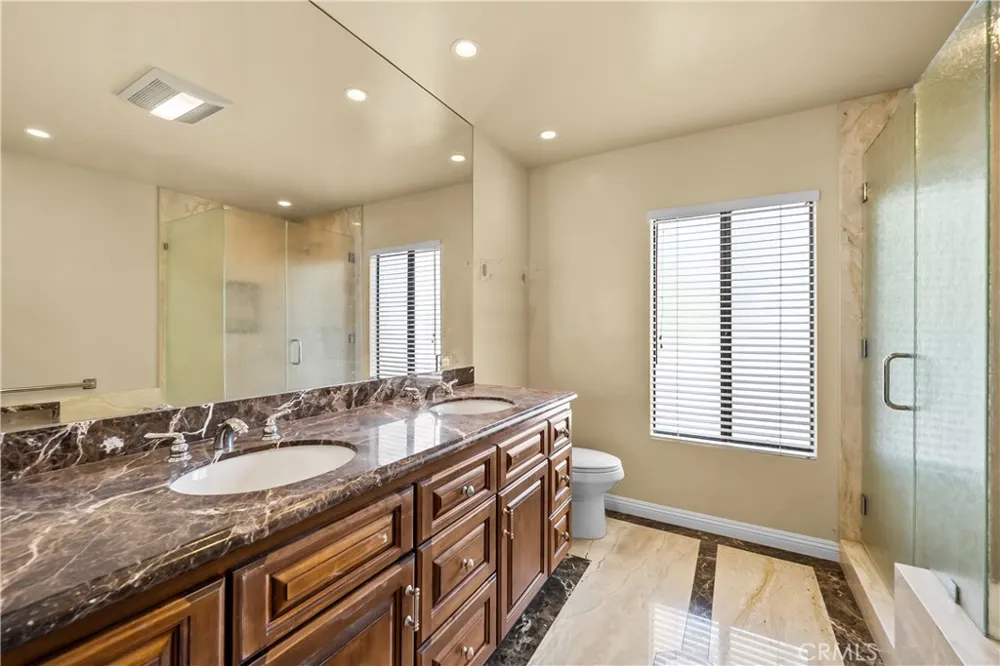 4444 Rochelle Place Encino, CA 91316