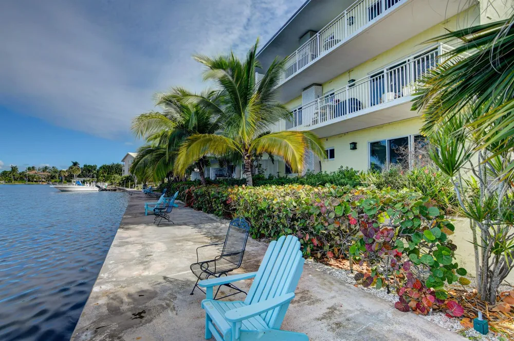 6520 Ocean Boulevard Ocean Ridge, FL 33435