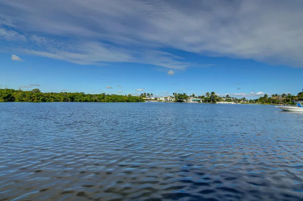 6520 Ocean Boulevard Ocean Ridge, FL 33435
