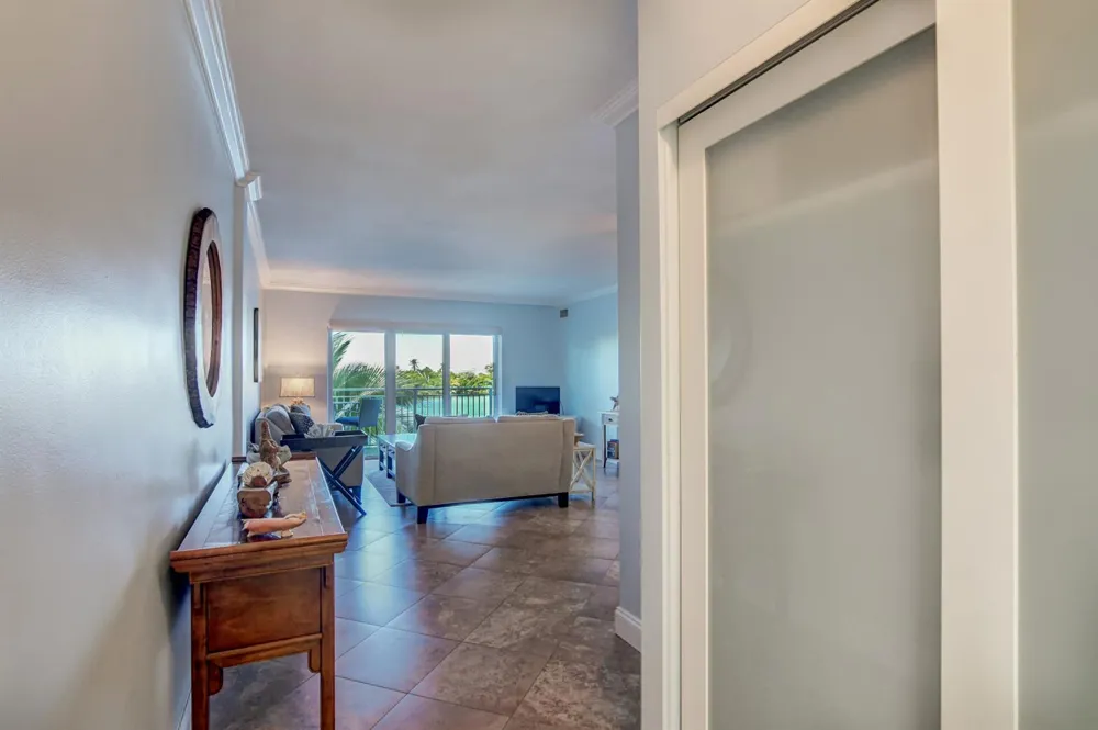 6520 Ocean Boulevard Ocean Ridge, FL 33435