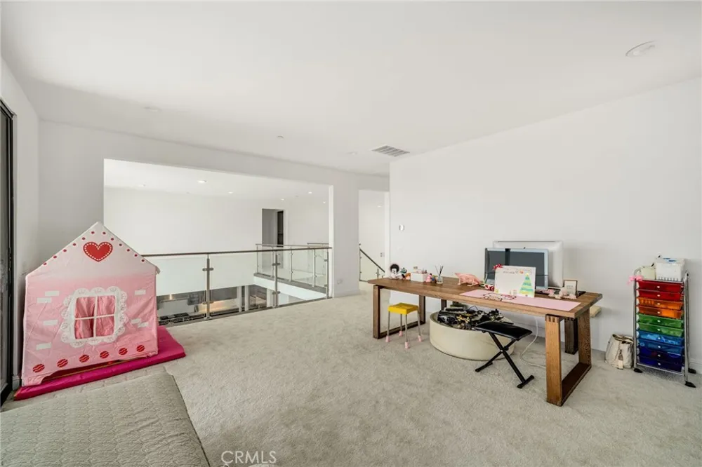 20244 W Albion Way Porter Ranch, CA 91326