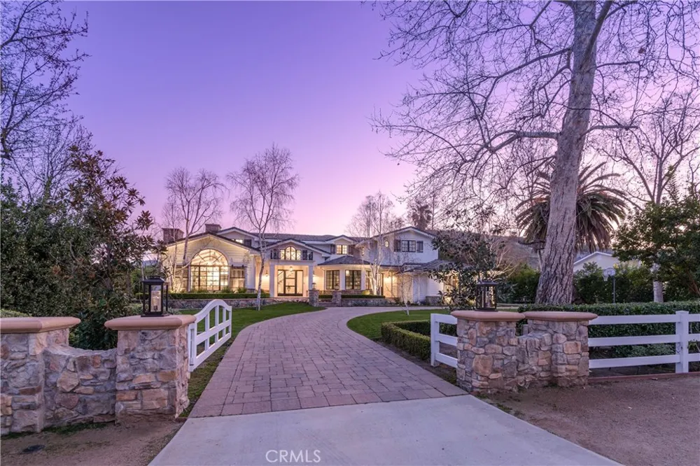 23726 LONG VALLEY Hidden Hills, CA 91302