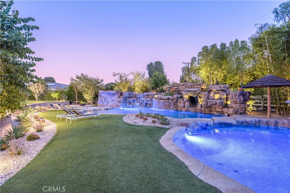 23726 LONG VALLEY Hidden Hills, CA 91302