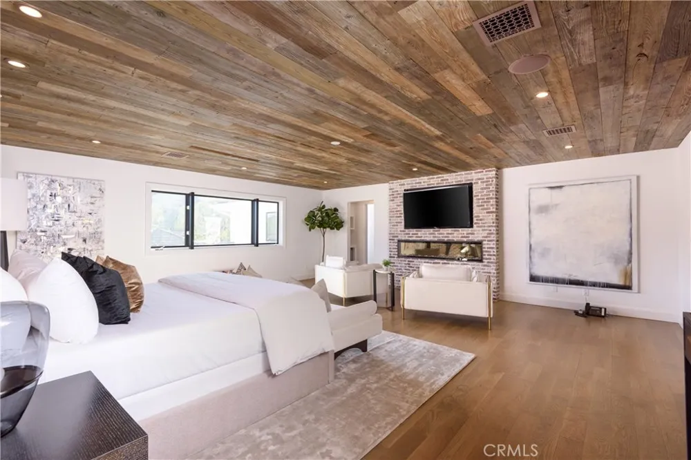 23726 LONG VALLEY Hidden Hills, CA 91302