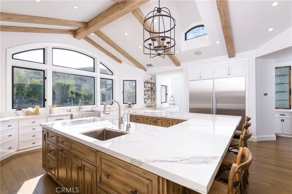 23726 LONG VALLEY Hidden Hills, CA 91302