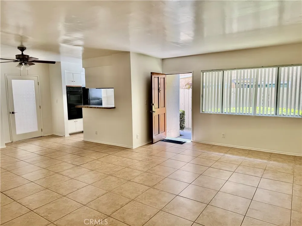 1331 Berkeley Street #3 Santa Monica, CA 90404