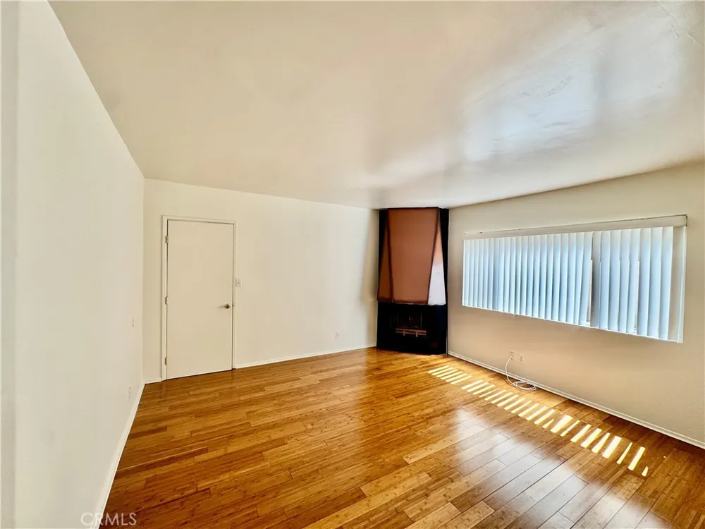 1331 Berkeley Street #3 Santa Monica, CA 90404