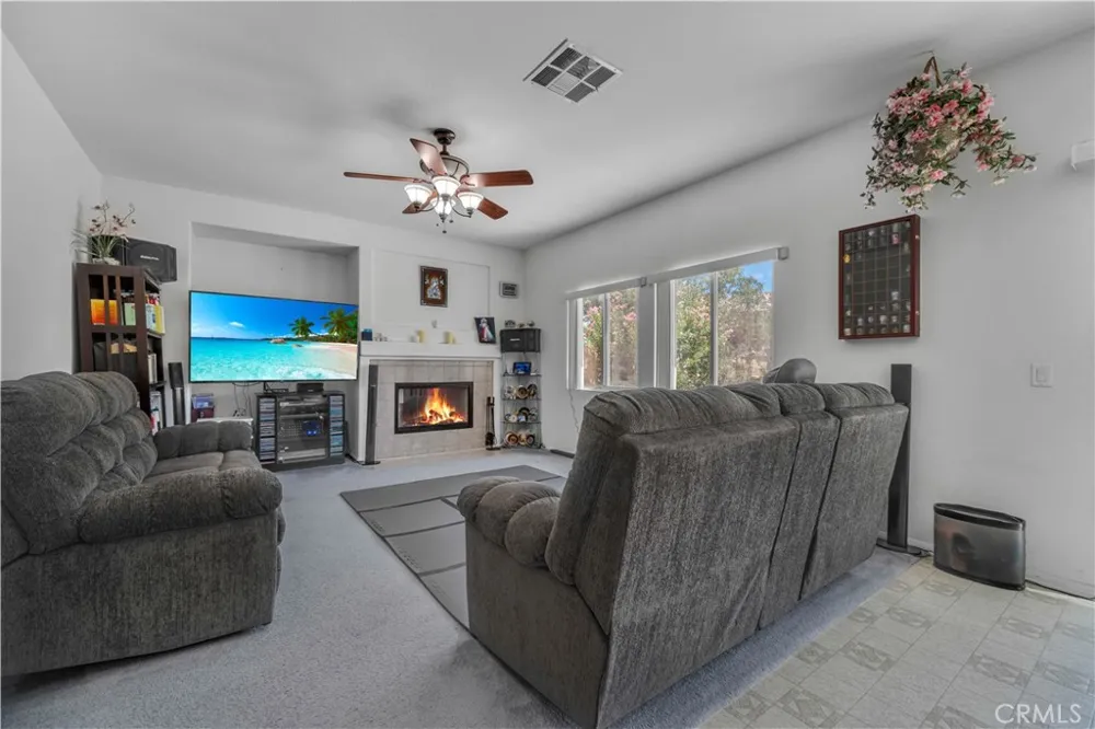 43722 Sawgrass Lancaster, CA 93536