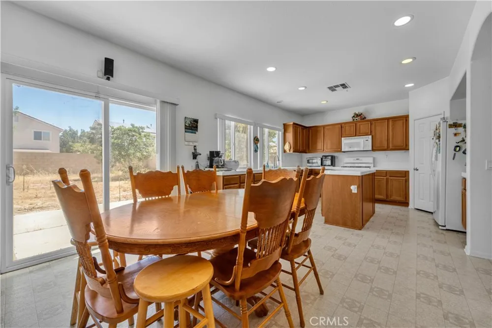 43722 Sawgrass Lancaster, CA 93536
