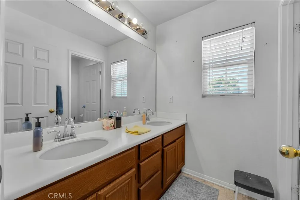 43722 Sawgrass Lancaster, CA 93536