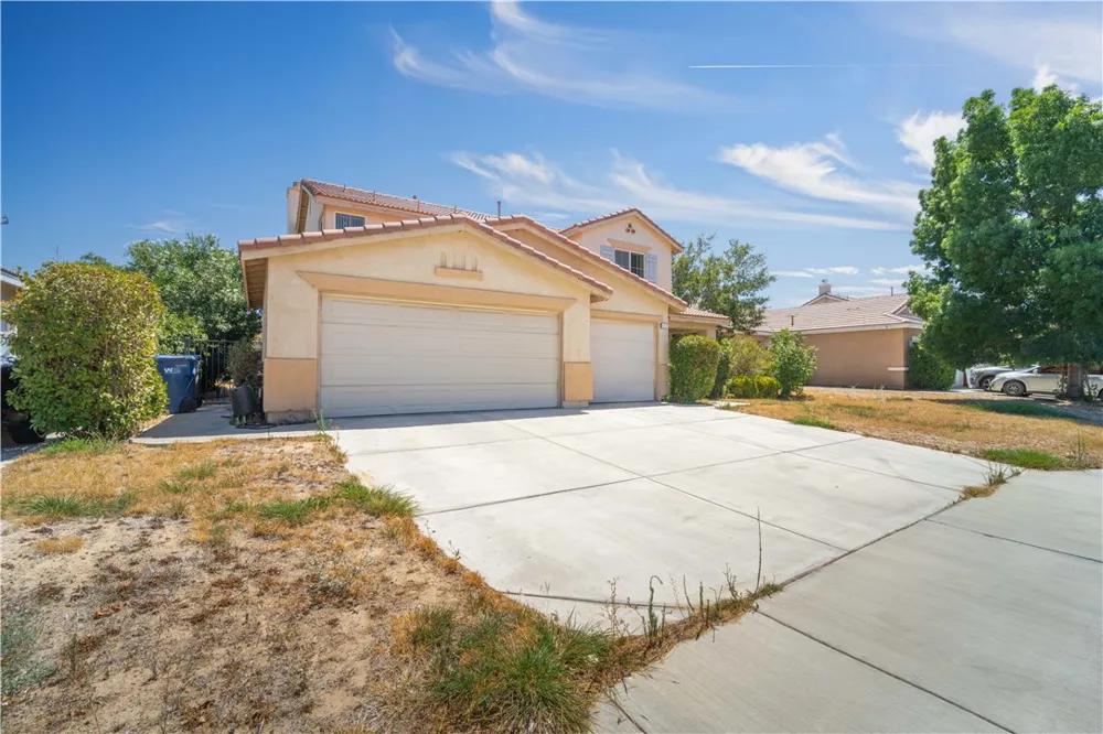 43722 Sawgrass Lancaster, CA 93536