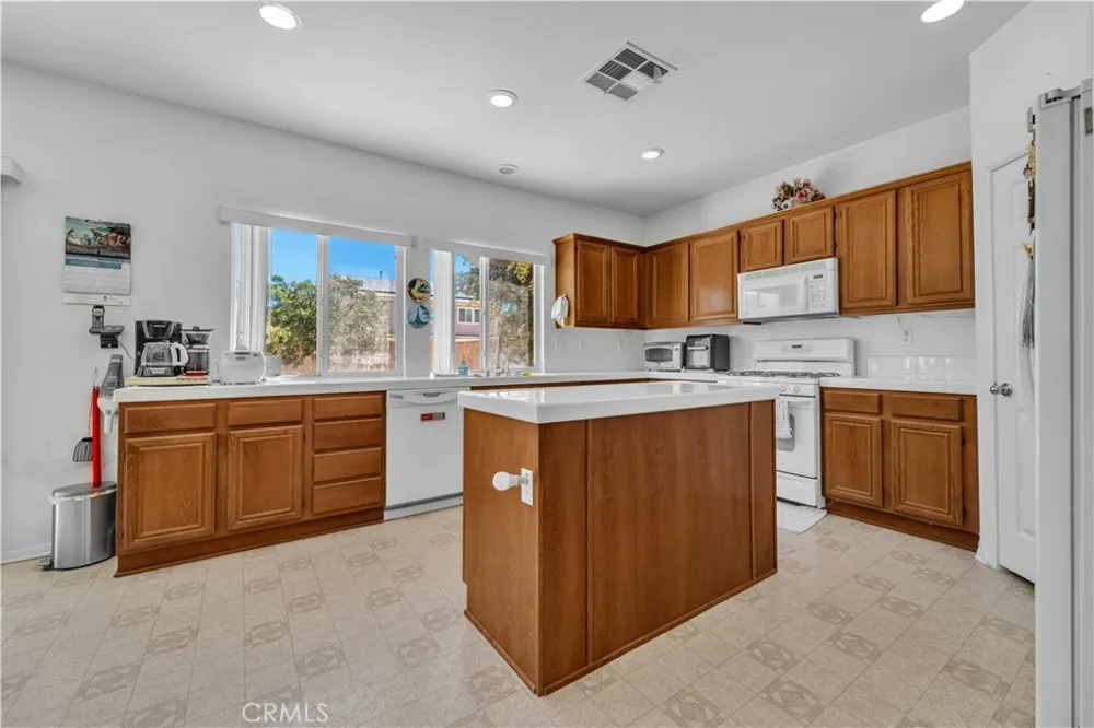43722 Sawgrass Lancaster, CA 93536