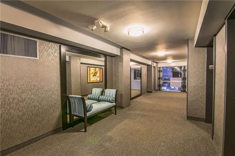 1155 La Cienega Boulevard #711 West Hollywood, CA 90069