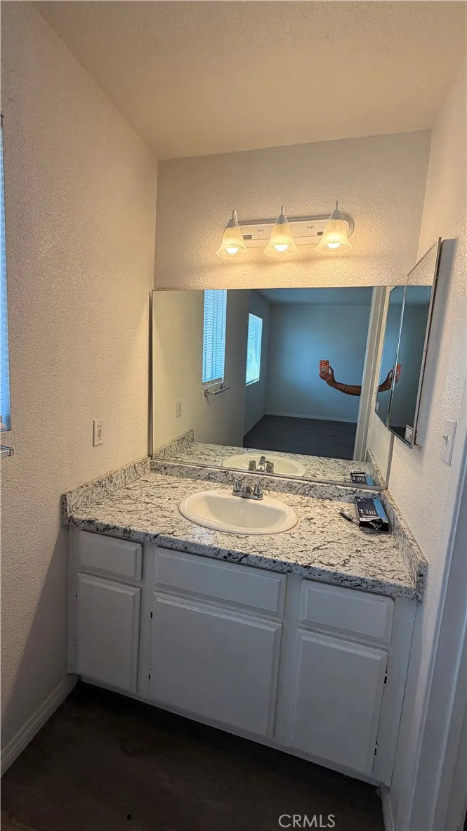 3217 Fortier #C Bakersfield, CA 93306