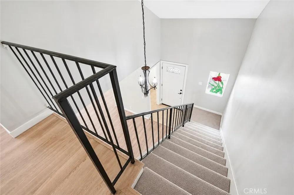 28942 Rue Daniel Canyon Country, CA 91387