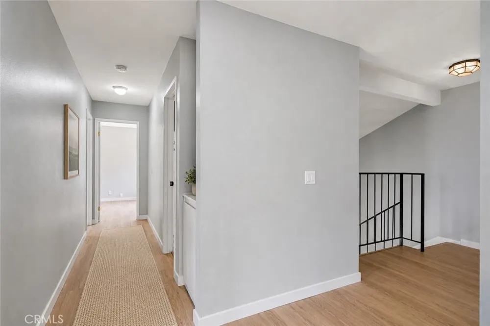 28942 Rue Daniel Canyon Country, CA 91387