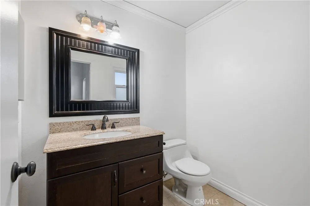 28942 Rue Daniel Canyon Country, CA 91387