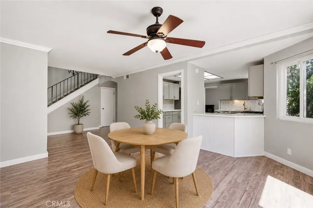 28942 Rue Daniel Canyon Country, CA 91387
