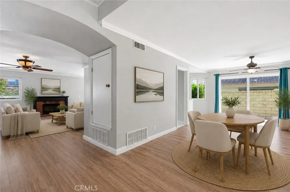 28942 Rue Daniel Canyon Country, CA 91387