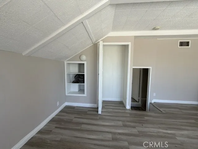 10459 Haines Canyon Avenue Tujunga, CA 91042