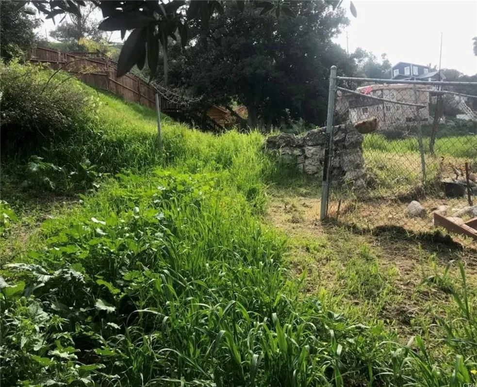 4392 O Neill Street El Sereno, CA 90032