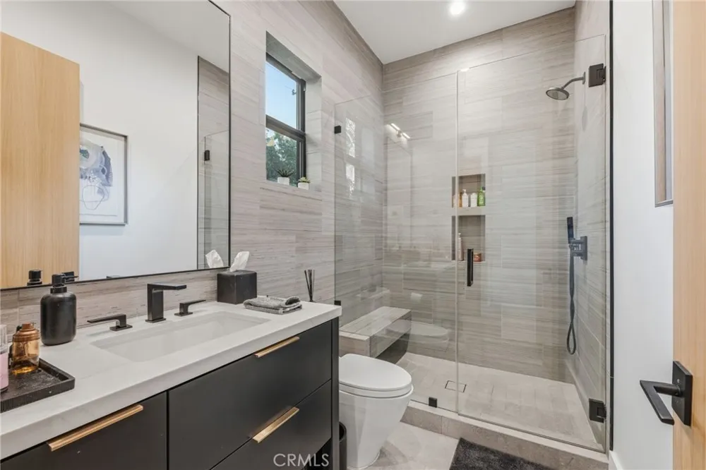 5241 Twin Oaks Hidden Hills, CA 91302