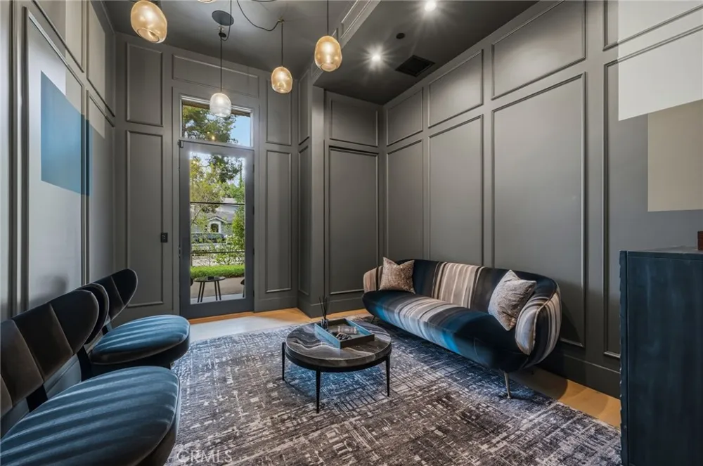 5241 Twin Oaks Hidden Hills, CA 91302