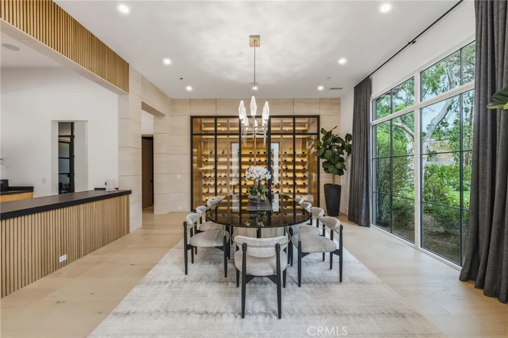 5241 Twin Oaks Hidden Hills, CA 91302