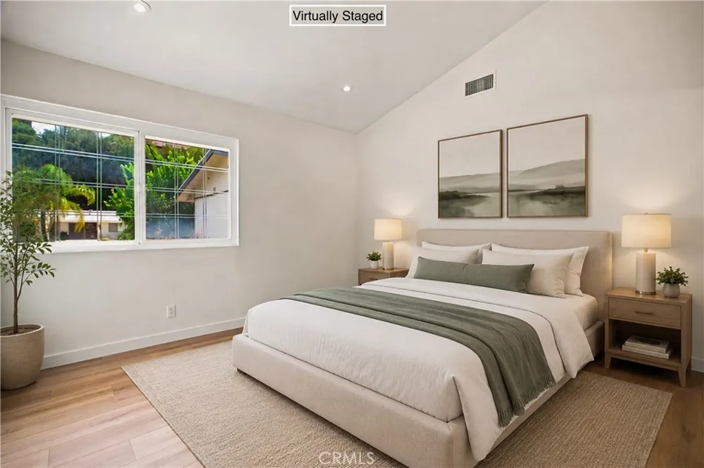 5777 Valerie Avenue Woodland Hills, CA 91367