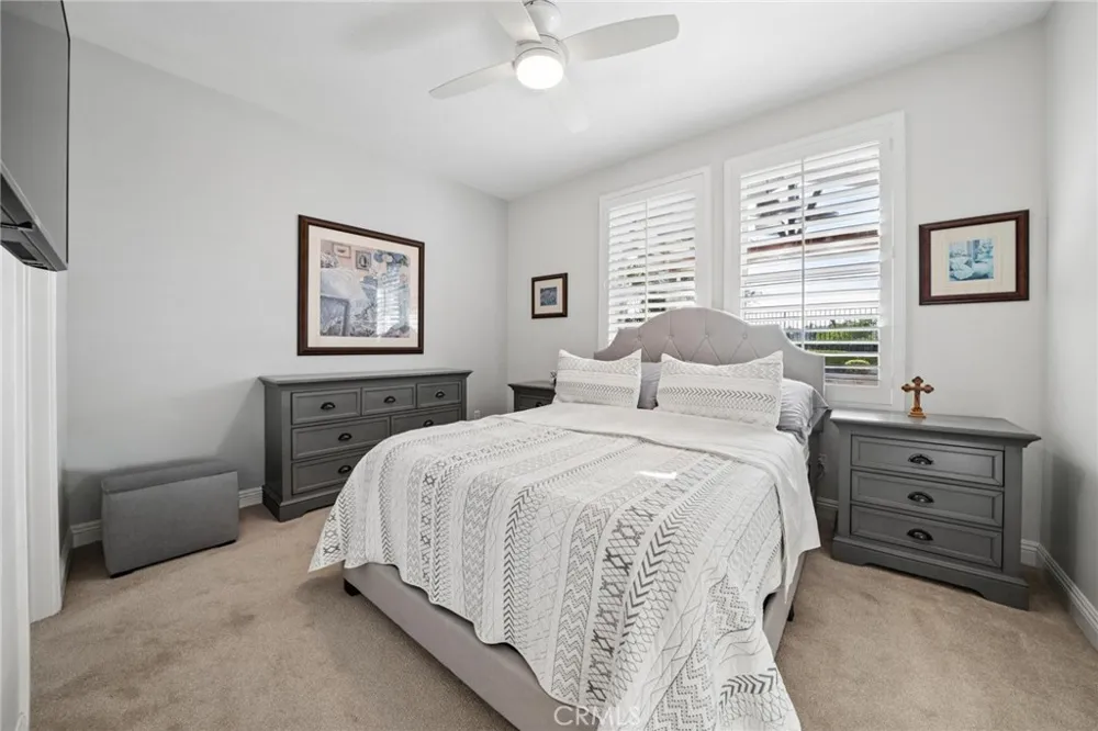 26855 Pine Cliff Place Valencia, CA 91381