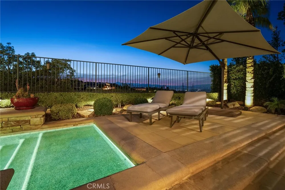 26855 Pine Cliff Place Valencia, CA 91381