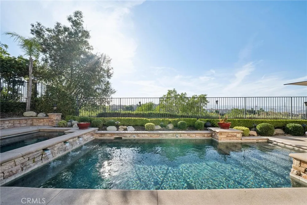 26855 Pine Cliff Place Valencia, CA 91381