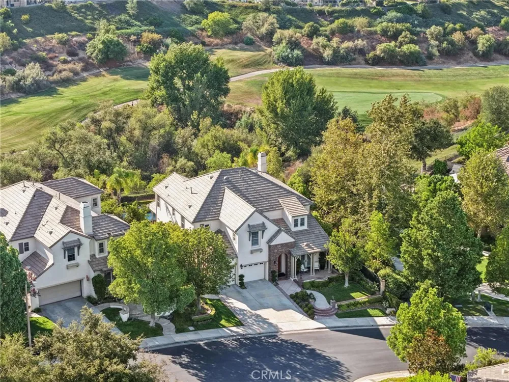 26855 Pine Cliff Place Valencia, CA 91381