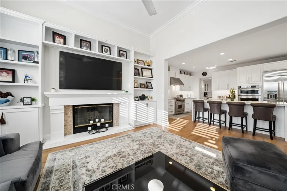 26855 Pine Cliff Place Valencia, CA 91381