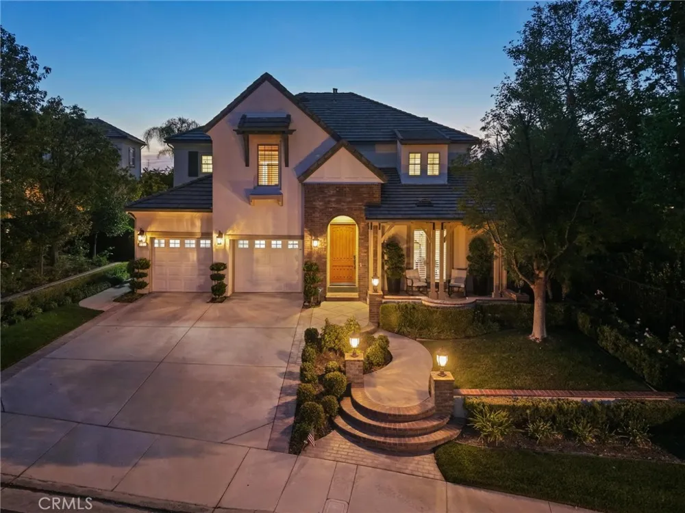 26855 Pine Cliff Place Valencia, CA 91381