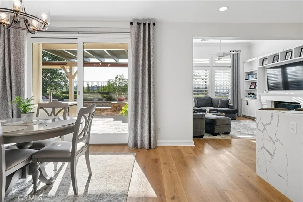 26855 Pine Cliff Place Valencia, CA 91381