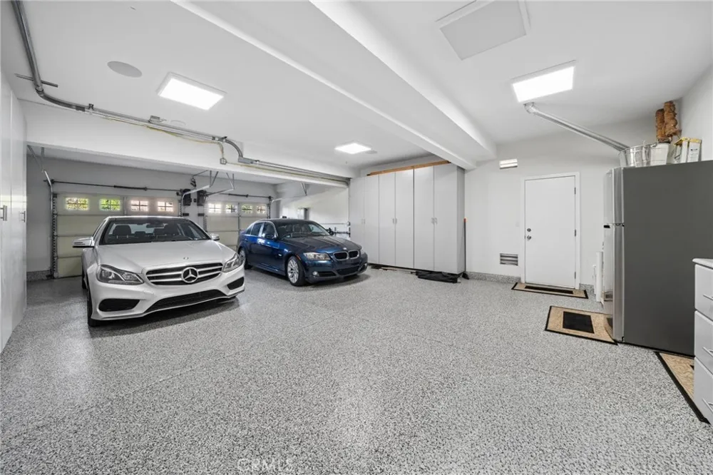 26855 Pine Cliff Place Valencia, CA 91381