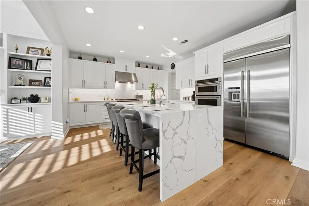 26855 Pine Cliff Place Valencia, CA 91381