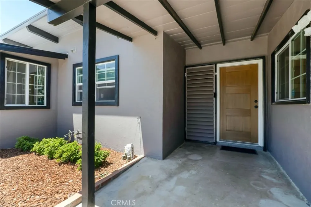18027 Hatton Street Reseda, CA 91335